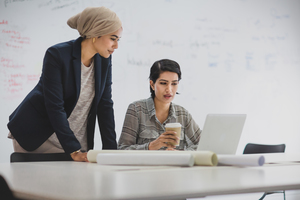 Arabic businesswomen working in an office