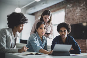 Group of entrepreneurs crowdfunding